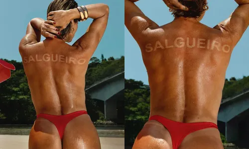 
				
					Flávia Alessandra surge de topless e faz revelação; veja fotos
				
				