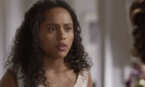 
				
					Garota do Momento: Beatriz se decepciona com atitude de Clarice
				
				