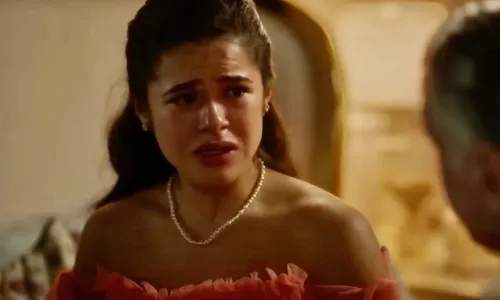 
				
					Garota do Momento: Bia é expulsa da Magnifique após reviravolta tensa
				
				