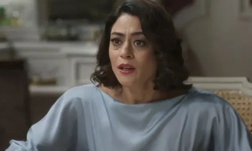
				
					Garota do Momento: Clarice é presa em armadilha e Beatriz se sacrifica
				
				