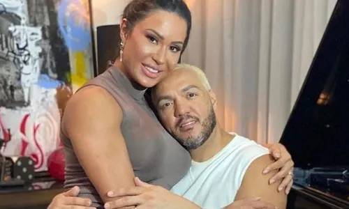 
				
					Gracyanne Barbosa e Belo são alvos de pedido do MP após suposto crime
				
				