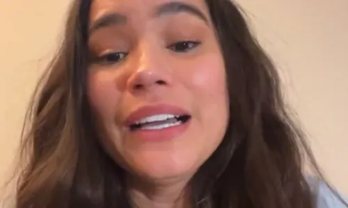 
				
					Raissa Barbosa dá à luz após parto prematuro
				
				