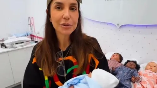 
				
					Gravidez? Ivete Sangalo é flagrada comprando enxoval de bebê
				
				