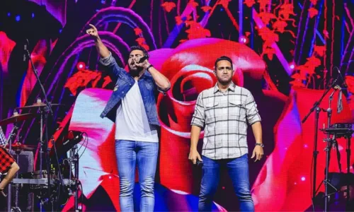 
				
					Henrique & Juliano anunciam show em Salvador; veja quando
				
				