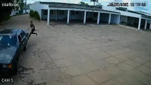 
				
					Laudo entrega causa da morte do jovem achado sem vida em porta-malas
				
				