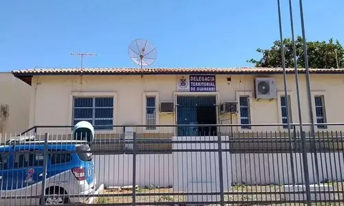 
				
					Homem é preso após agredir companheira e sogro com pistola de ar na BA
				
				