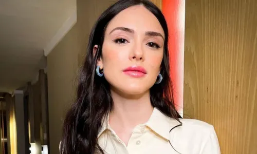 
				
					Isabelle Drummond impressiona e volta às novelas da Globo após 6 anos
				
				