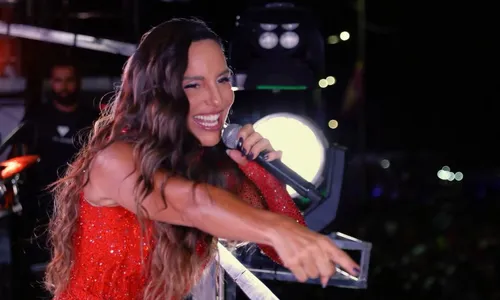 
				
					Ivete Sangalo leva multidão às ruas no pré-carnaval do Maranhão
				
				