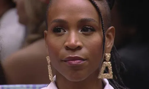 
				
					BBB 25: Karol Conká explica ausência em festa da final
				
				