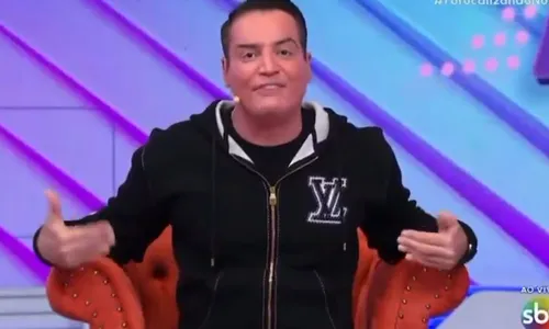 
				
					Leo Dias se revolta com Luana Piovani e defende Virginia; VÍDEO
				
				