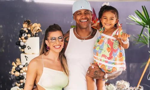 
					Lore Improta adiou gravidez por agenda profissional: 'Me preparei'
				
				