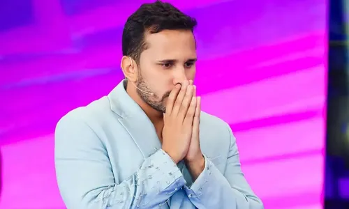 
				
					Lucas Guimarães vira piada ao comemorar audiência de programa no SBT
				
				