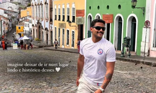 
				
					Lucas Pizane rebate esposa de Paquetá após polêmica sobre o Pelourinho
				
				