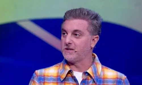 
				
					Luciano Huck e Angélica se isolam em retiro espiritual: 'Consciência'
				
				