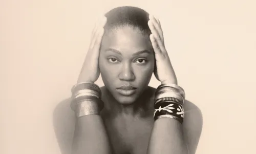 
				
					Luedji Luna anuncia novo álbum com inspiração no Jazz e Neo Soul
				
				
