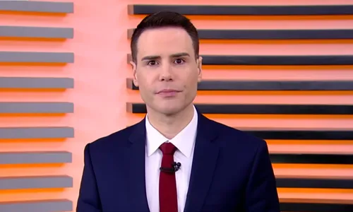 
				
					Luiz Bacci relembra mágoa da Record e explica demissão: 'Antecipação'
				
				