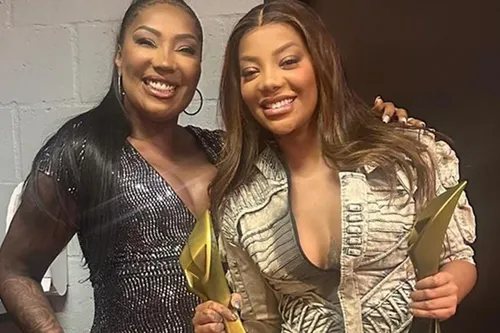 
				
					Mãe de Ludmilla critica desejo do pai da cantora: 'Lamentável'
				
				