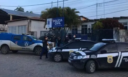 
				
					Mulher é morta a tiros dias após discussão com vizinhos na Bahia
				
				