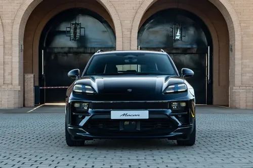 
				
					Novo Porsche Macan é lançado no mercado brasileiro
				
				