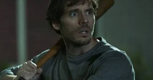 
				
					'O Homem do Saco': filme de terror com Sam Claflin estreia nos cinemas
				
				