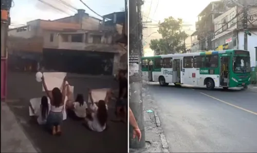 
				
					Ônibus param de rodar em bairro de Salvador após protesto
				
				