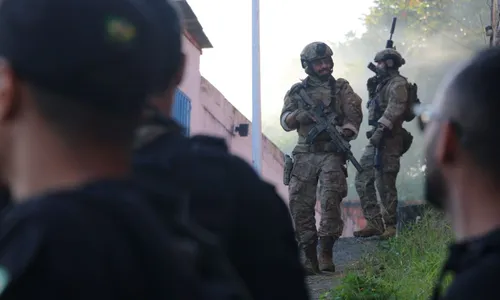 
				
					Parceiro da maior traficante de drogas e armas da Bahia é preso em SP
				
				