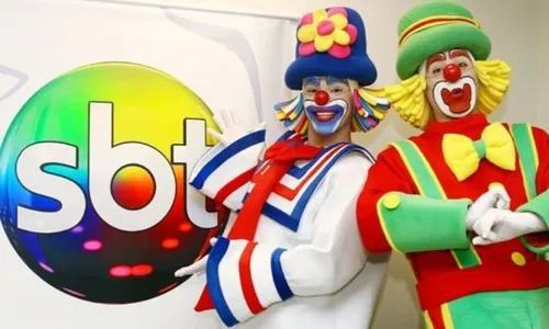 
				
					Patati Patatá e Luiz Bacci estreiam em baixa no SBT e web reage
				
				