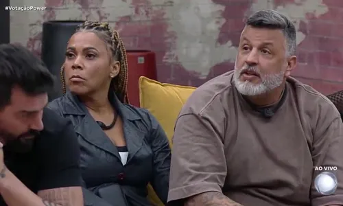 
				
					Power Couple 2025: André se revolta com barulho de Gretchen e casais
				
				