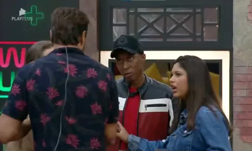 
				
					Power Couple: Dhomini vai para cima de Carol, Adriana chora e nova DR
				
				