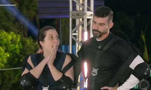   				  					Power Couple: Radamés se revolta com esposa após decisão controversa  				  				