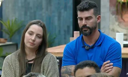 
				
					Power Couple: Carol promete vingança contra Dhomini e detona ex-BBB
				
				