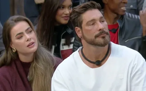 
				
					Power Couple: Carol e Radamés não perdoam chumbo trocado: 'Hipócrita'
				
				