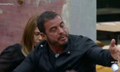 
				
					Power Couple 2025: ex-BBB Dhomini surpreende famosos com premonição
				
				