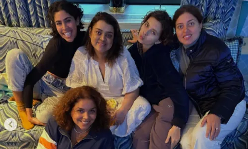
				
					Preta Gil ganha visita emocionante de Bela Gil e famosos reagem
				
				
