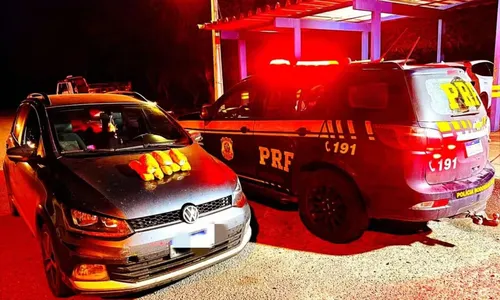 
				
					Quatro mulheres são presas por droga escondida em airbag de carro
				
				