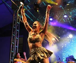 
				
					Rainha do Paredão: Tays Reys grava primeiro projeto audiovisual
				
				