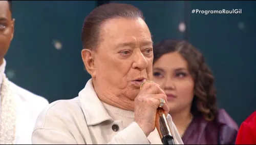
					Filho de Raul Gil atualiza estado de saúde do apresentador
				
				