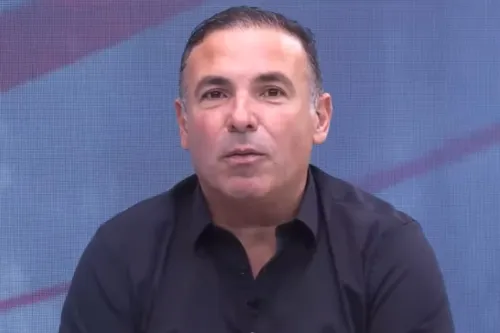 
				
					Reinaldo Gottino pagou multa milionária para trocar CNN por Record
				
				