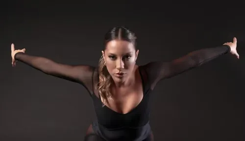 
				
					Renata 'desconversa' sobre compartilhar prêmio do 'BBB 25' com Eva
				
				