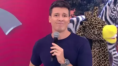 
				
					Tom Cavalcante derruba padrão Faro na Record e audiência reage
				
				