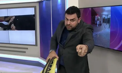 
				
					Macedão da Chinelada quebra silêncio sobre substituir Datena no SBT
				
				