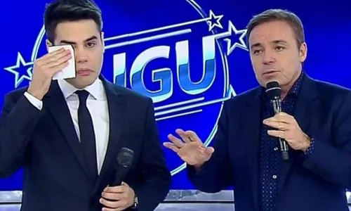 
				
					SBT quer Luiz Bacci como novo Gugu em guerra contra Record
				
				