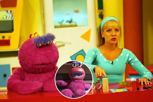 
				
					SBT recicla cenário no 'Bom Dia & Cia' e reaproveita mascote de Eliana
				
				