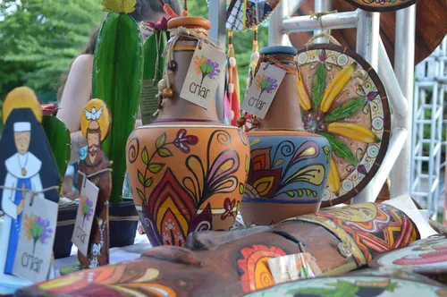
				
					Salvador: festival gratuito reúne shows, feira de itens locais e mais
				
				