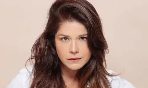 
					Jônatas Faro não foi o único: veja 7 famosos que se assumiram bissexuais após os 30 anos
				
				