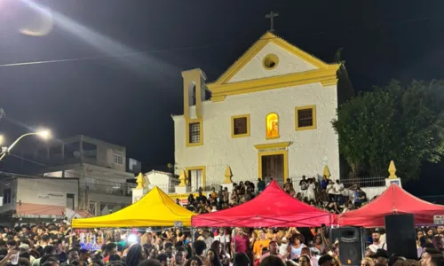 
				
					Samba de São Lázaro retorna nesta sexta-feira (6) como teste; entenda
				
				