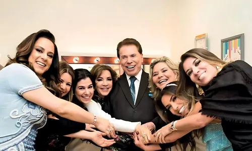 
				
					Silvio Santos exclui herdeiras e deixa herança para filha especial
				
				