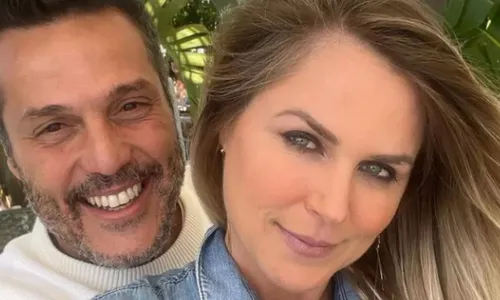 
				
					Susana Werner e Julio César comemoram 23 anos em viagem paradisíaca
				
				