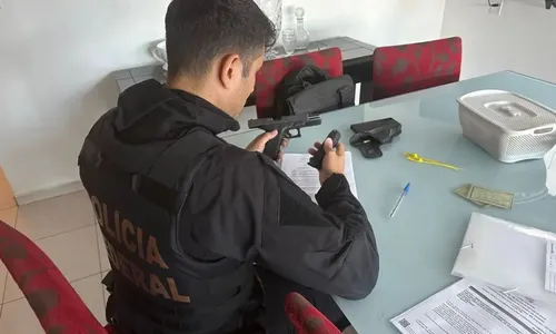 
				
					Suspeito de traficar armas ilegais para facções é preso em Salvador
				
				