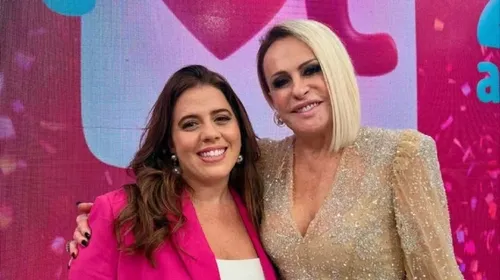 
				
					Tati Machado perde bebê na reta final da gestação: 'Profunda dor'
				
				